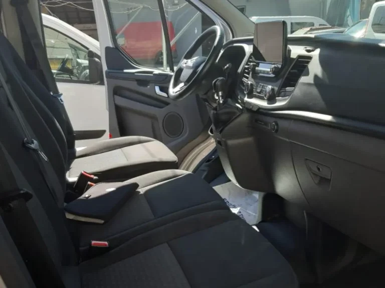 MB 12-KBG Potniški L2H1, Ford Transit-armaturka