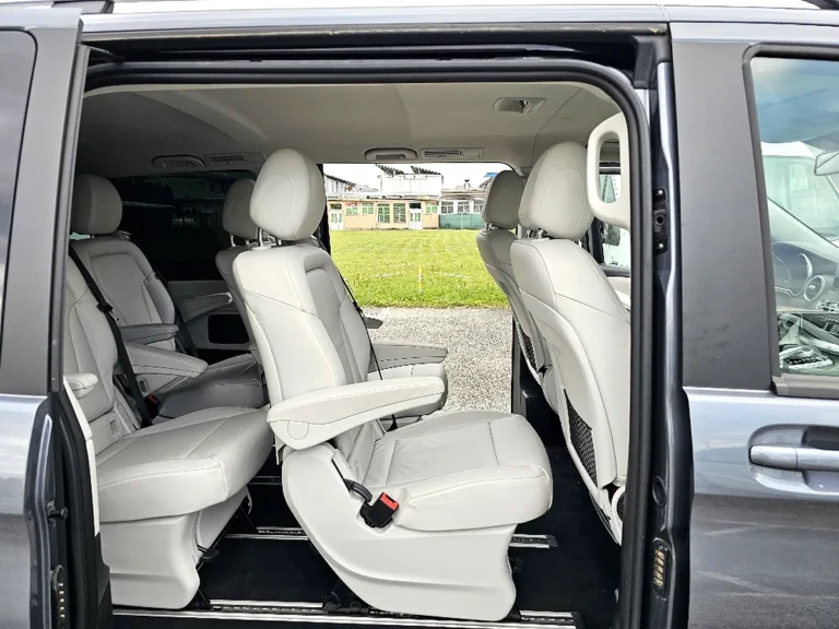 MB MANE02 potniški L1H1, Mercedes Benz V-sedeži druga vrsta